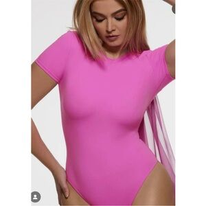 SKIMS fits everybody T-shirt bodysuit size 3x